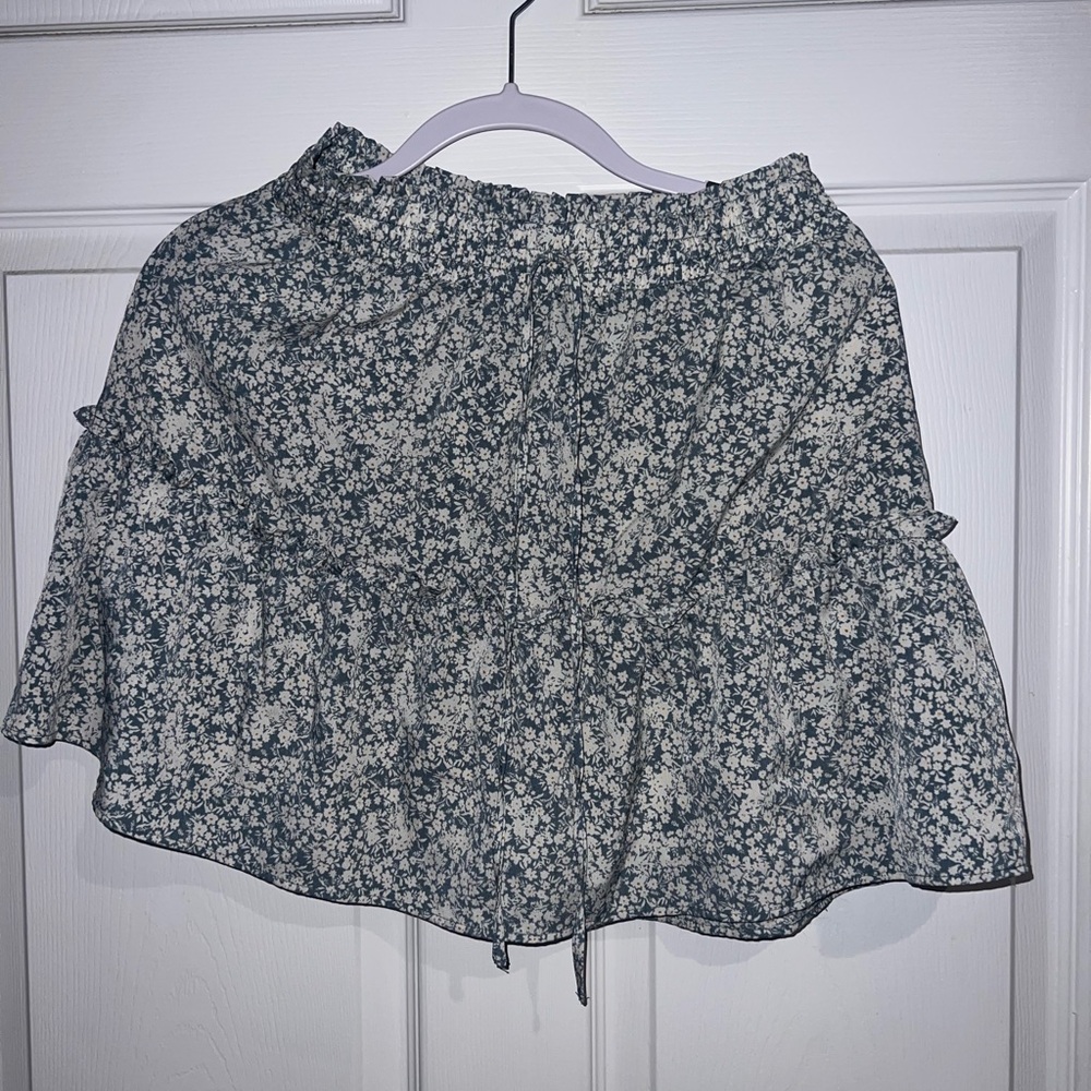 Paper Crane Floral Mini Skirt in Navy and Cream